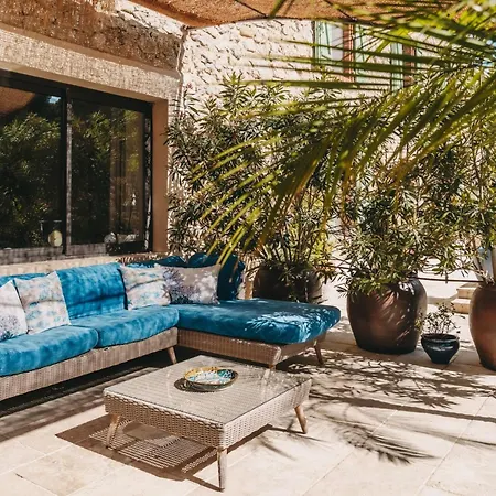 Charmante Mit Terrasse Und Pool By Interhome Apartment
