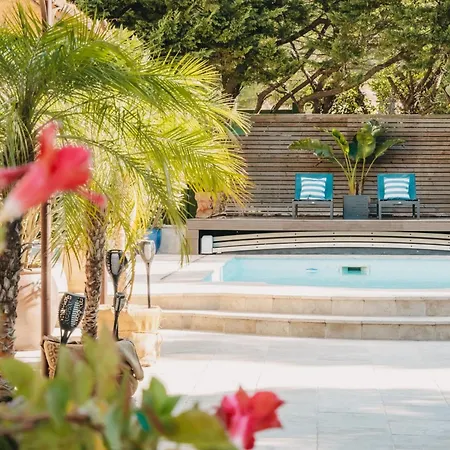 Charmante Mit Terrasse Und Pool By Interhome