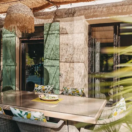 Charmante Mit Terrasse Und Pool By Interhome *